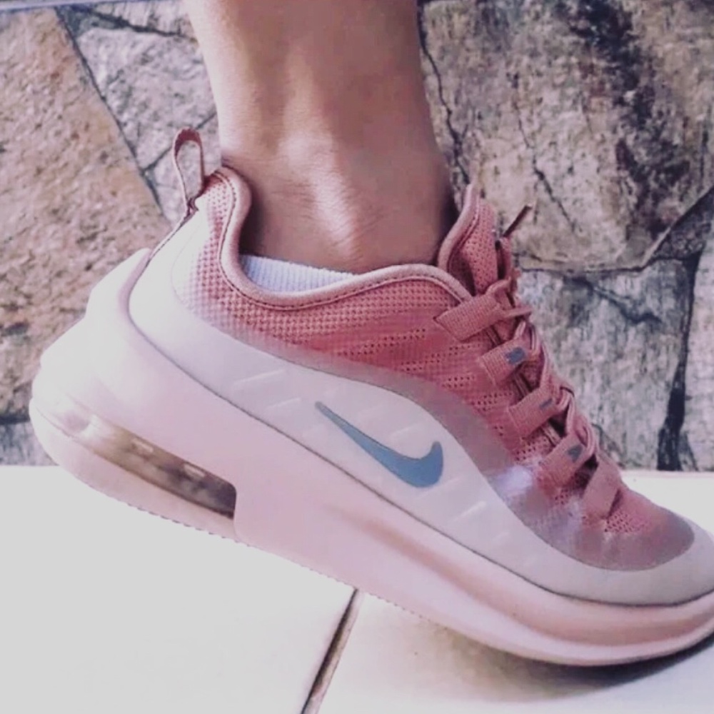 PRELOVED AIR MAX AXIS PINK METALLIC (6.5)